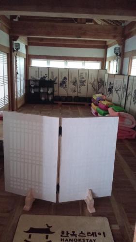 Hostal Korean Traditional House - Chungnokdang