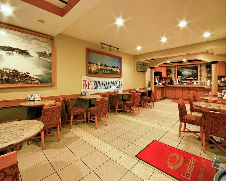 Hotel Econo Lodge At The Falls North