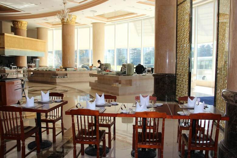 Oriental Riverside Hotel - Shanghai Int'l Convention Center