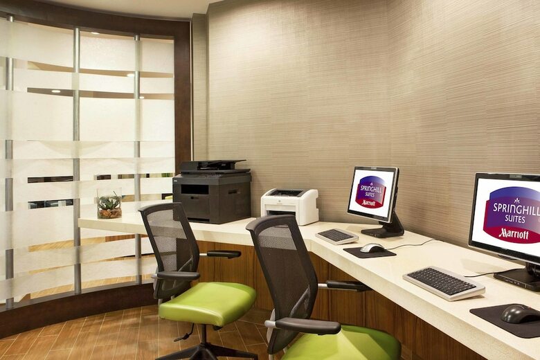 Hotel Springhill Suites By Marriott Boston Peabody