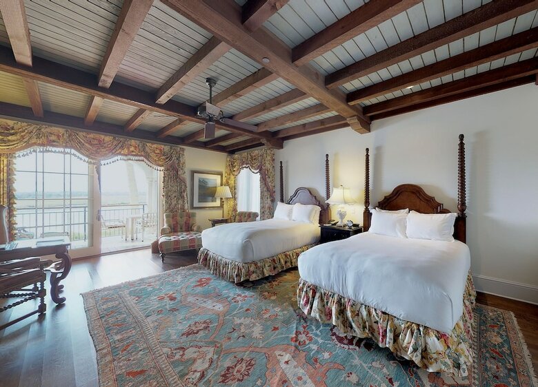 Hotel The Cloister