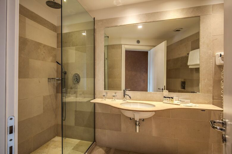 Hotel Isola Sacra Rome Airport