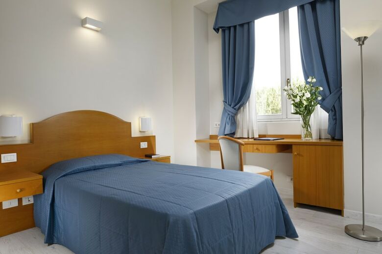 Hotel Isola Sacra Rome Airport