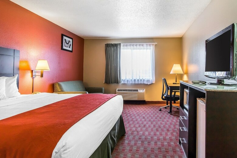 Motel Quality Inn & Suites