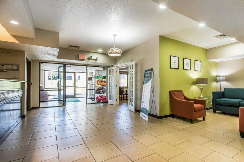 Motel Quality Inn & Suites