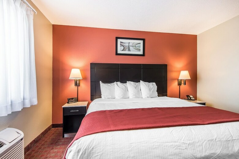 Motel Quality Inn & Suites