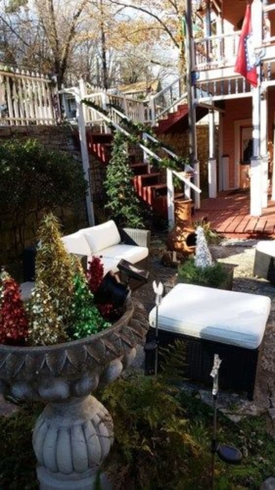 The Bridgeford House Bed & Breakfast