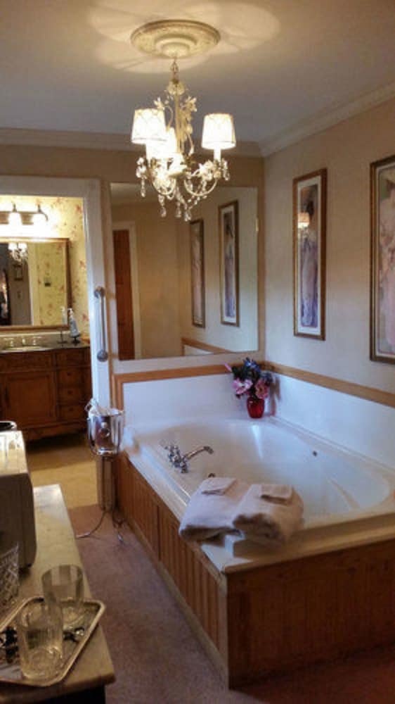 The Bridgeford House Bed & Breakfast