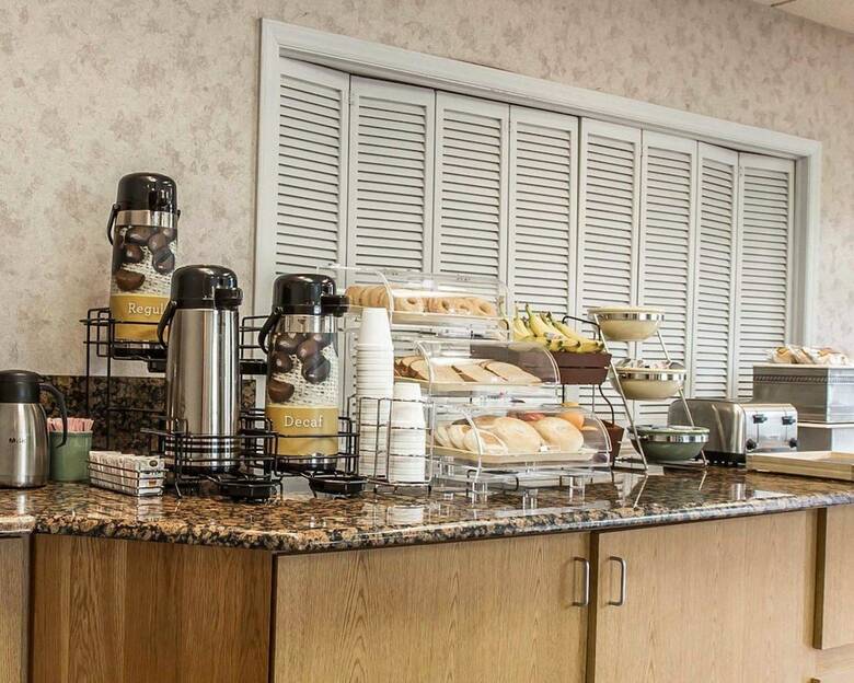 Hotel Econo Lodge Inn & Suites