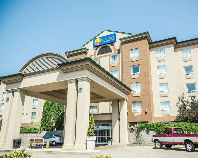 Hotel Comfort Inn & Suites