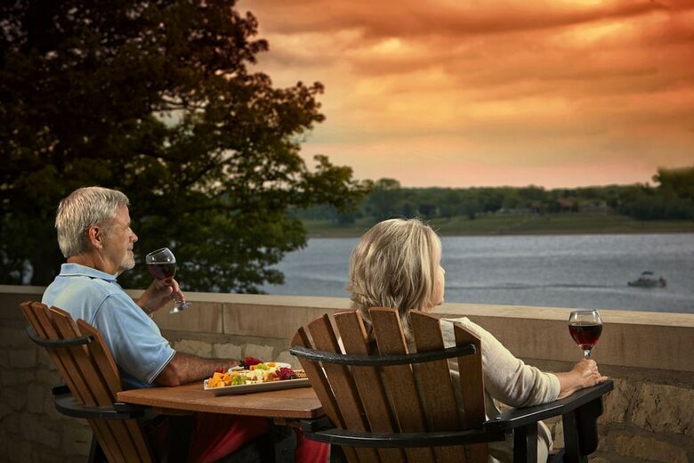 Hotel Deer Creek Lodge & Conference Center