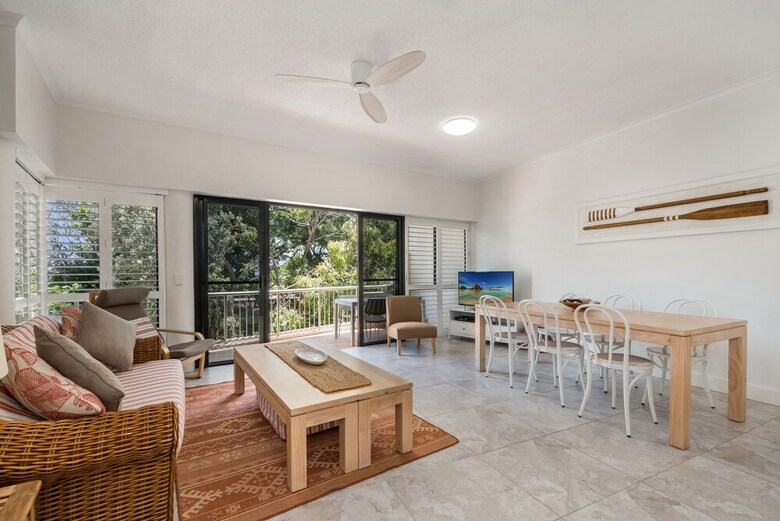 Apartamentos Mirra Chana