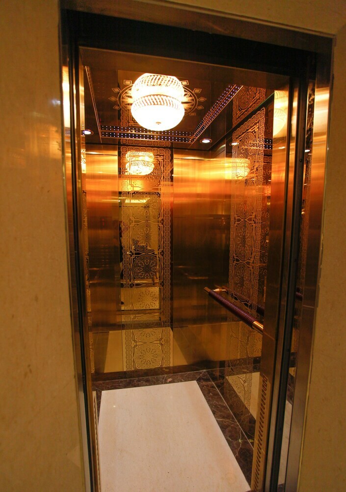 Essence Palace Hotel & Spa