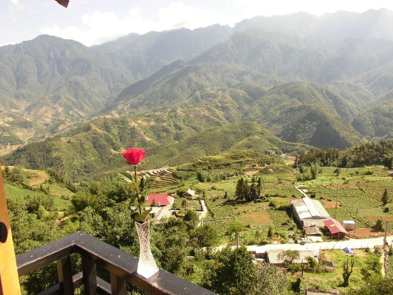 Sapa Eden Mountain View Hotel