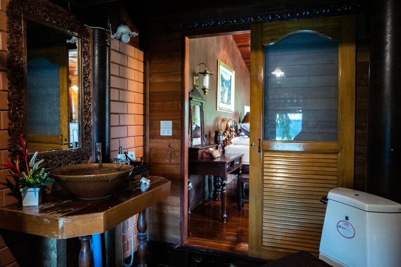 Apartamento Kaengkrachan Boathouse Paradise Resort