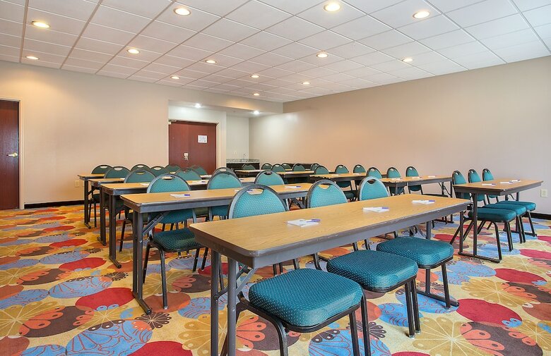 Holiday Inn Express Hotel & Suites Murphy