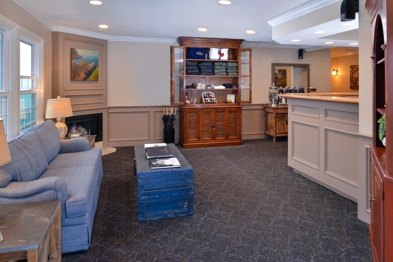 Hotel Sand Pebbles Inn