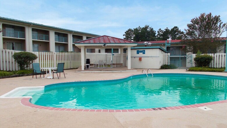 Magnuson Hotel Hattiesburg