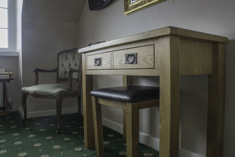 Hotel Meadhon House