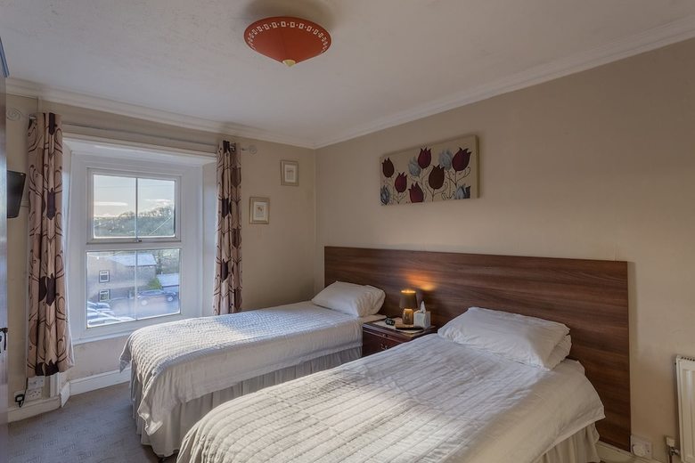 Stork Hotel