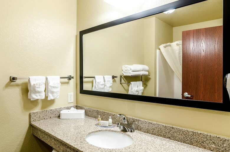 Hotel Cobblestone Inn & Suites - Kersey