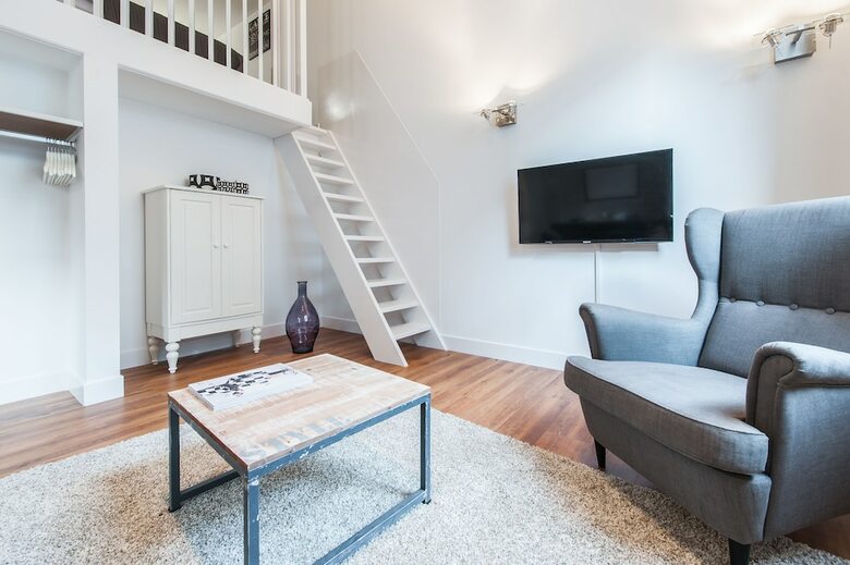 Apartamentos Short Stay Group Harbour Loft Studios