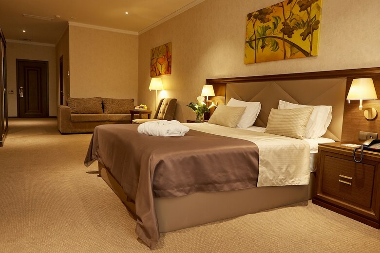 Sk Royal Hotel Tula