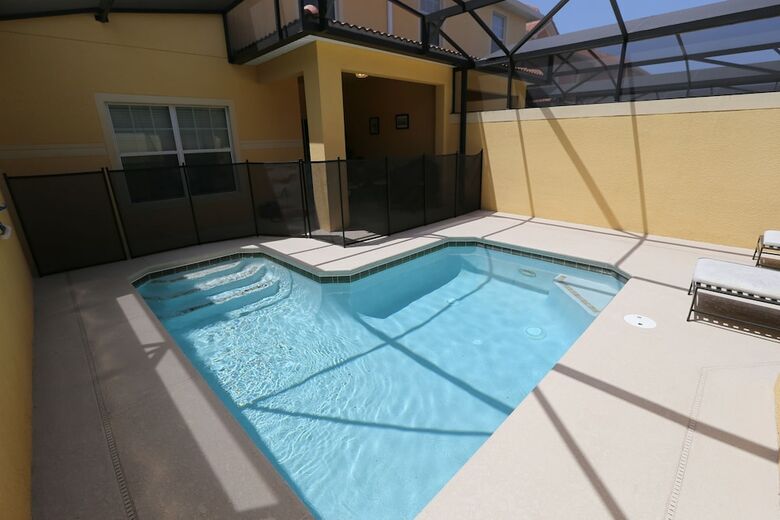 Paradise Palms Resort Orlando