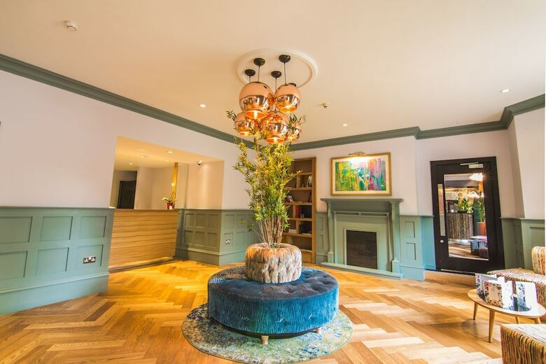Cairn Hotel Newcastle Upon