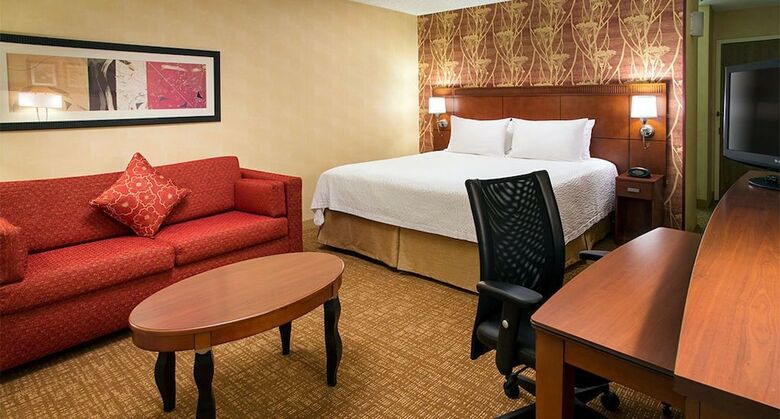 Hotel Courtyard By Marriott Asheville Airport
