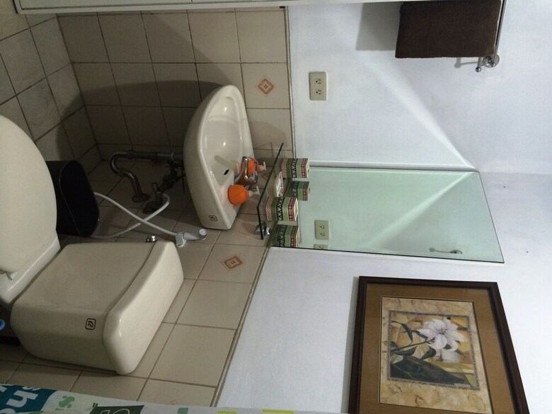 Manila Condo Home At Robinsons Place Residences