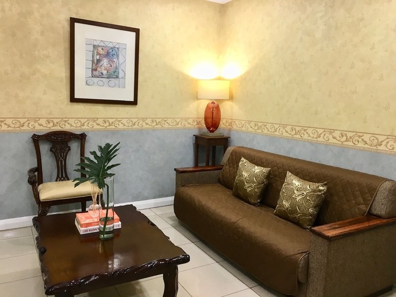 Manila Condo Home At Robinsons Place Residences