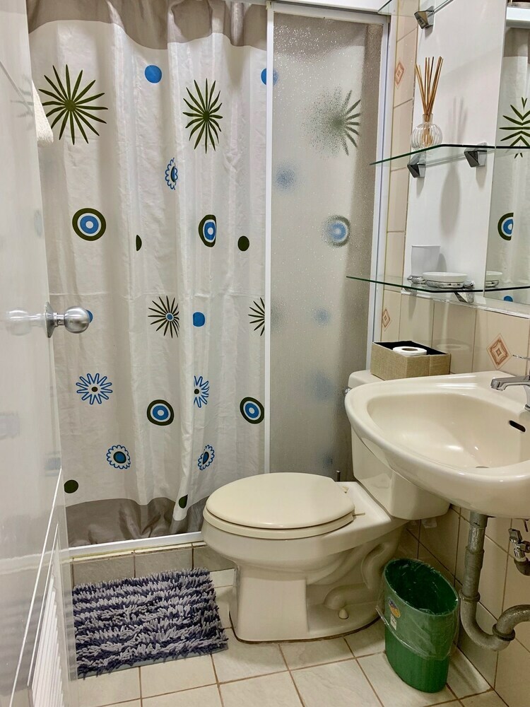 Manila Condo Home At Robinsons Place Residences