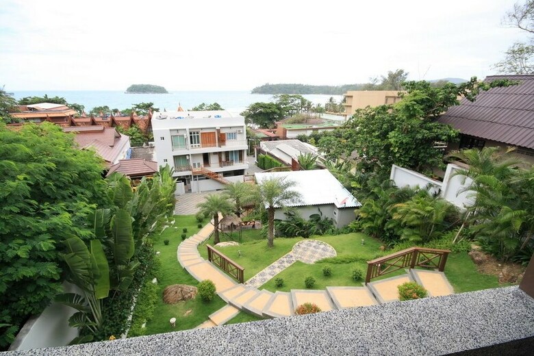 Hotel Kata Hiview Resort