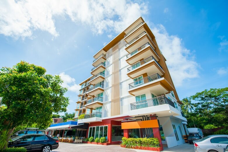 Aparthotel Grand Nai Harn Suites