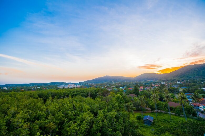 Aparthotel Grand Nai Harn Suites