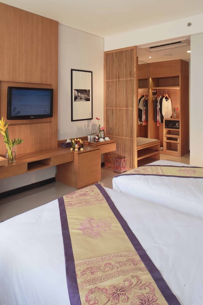 Hotel Grand Inna Kuta