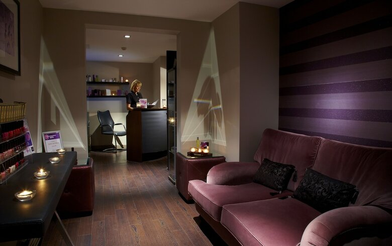 Village Hotel St David's, Nr Chester