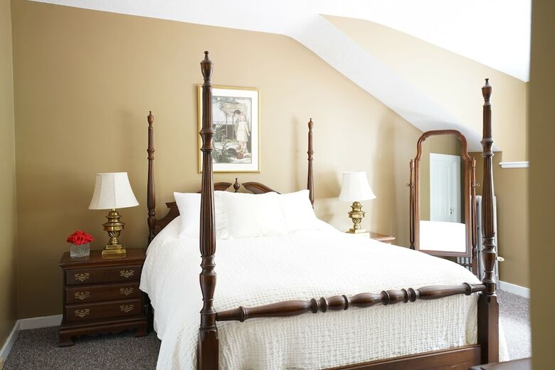 Hotel Le Chambord At Curry Estate