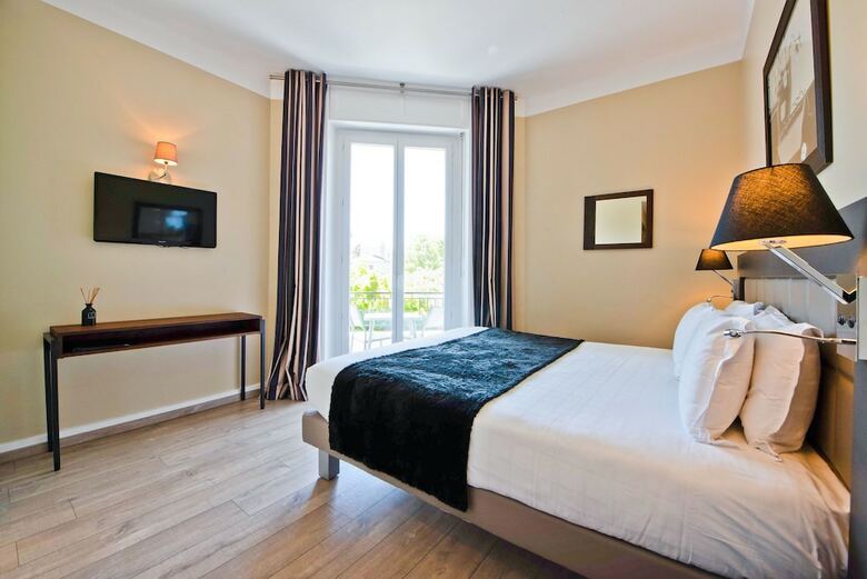 Hotel H�tel La Villa Cap D?antibes