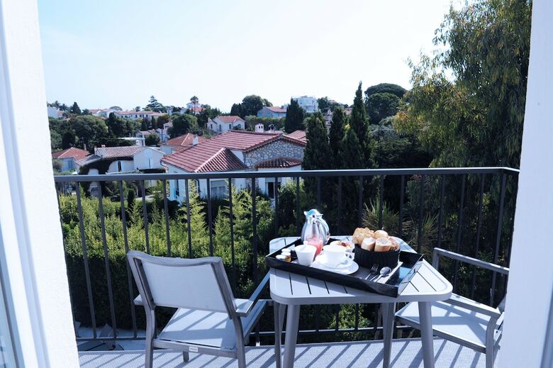 Hotel H�tel La Villa Cap D?antibes