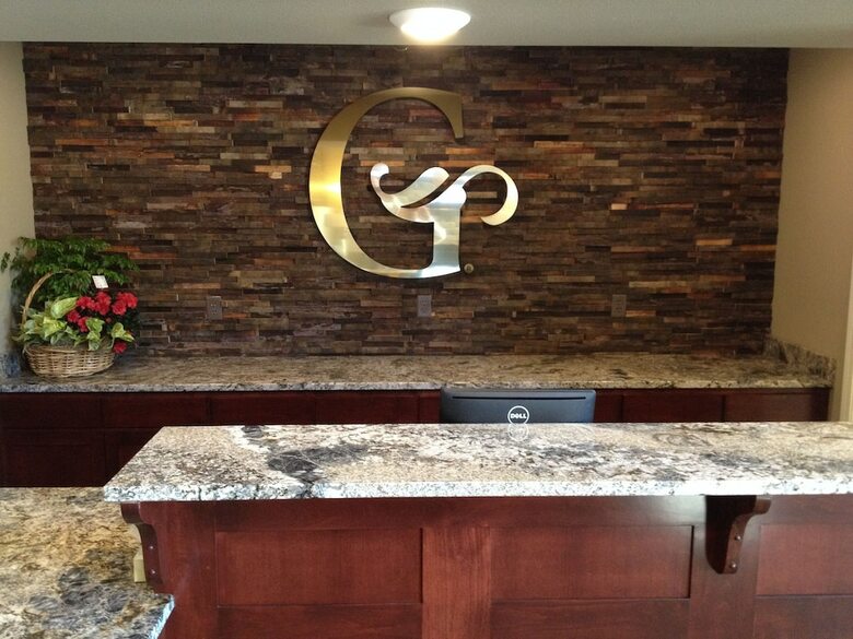 Grandstay Hotel & Suites