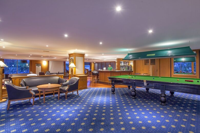 Hotel Cholchan Pattaya Beach Resort