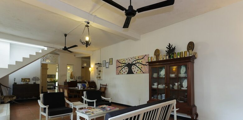 Royce Boutique Hotel