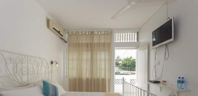 Royce Boutique Hotel