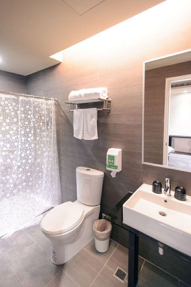 Kiwi Express Hotel-taichung Station Branch II
