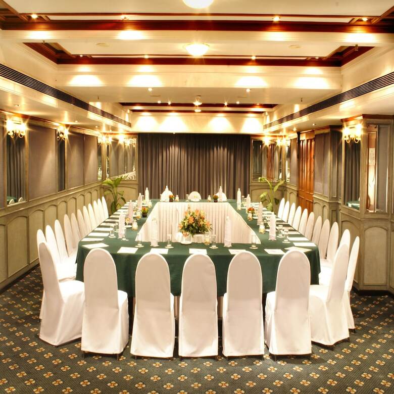 Aditya Park-a Sarovar Portico Hotel