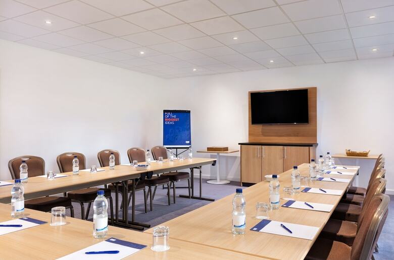 Hotel Holiday Inn Express Strathclyde Park M74 Jct 5