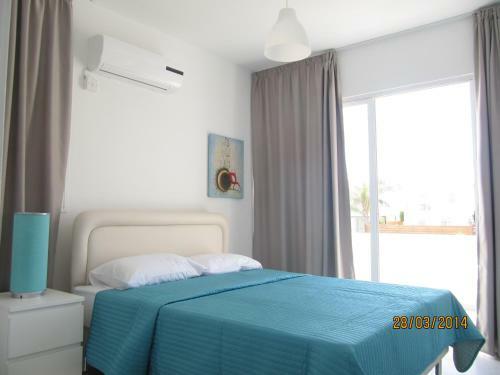Sunny Holiday Apartments