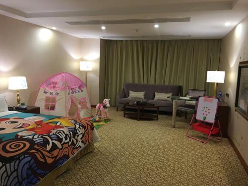 Zhongshan Yihe Grand Hotel